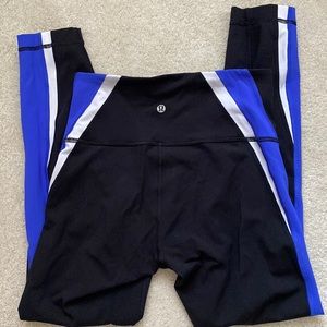 Lululemon Athletica High Rise leggings 25” size 6 black blue white